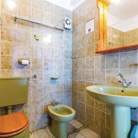 Apartman 2 Bedroom Amazing In Kolavici