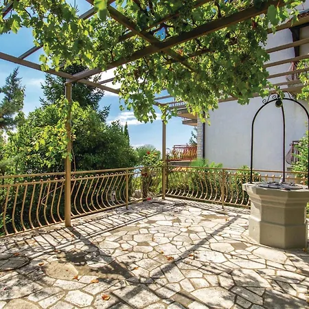 Διαμέρισμα 2 Bedroom Pet Friendly In Kolavici Veprinac