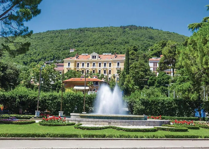 2 Bedroom Amazing In Kolavici Lejlighed Veprinac
